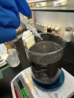 Guter Preis Industrielle Rückhalte-Drainage-Hilfsmittel biologisch abbaubar und umweltfreundlich Kompatibel mit verschiedenen Zellstoff- und Schlammtypen Online